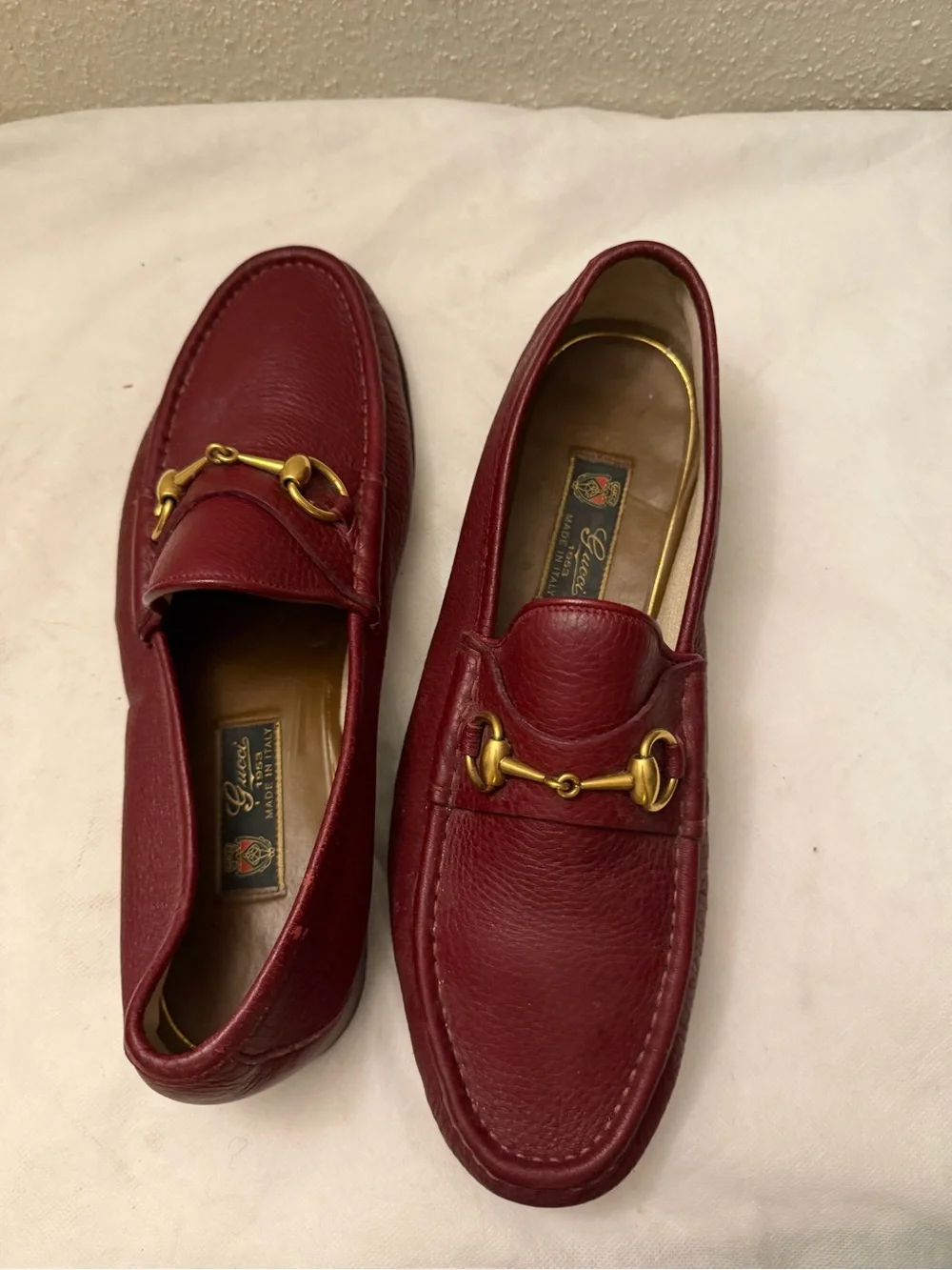 Gucci Burgundy Leather Horsebit Loafers, pre-owned, gently used,SZ10